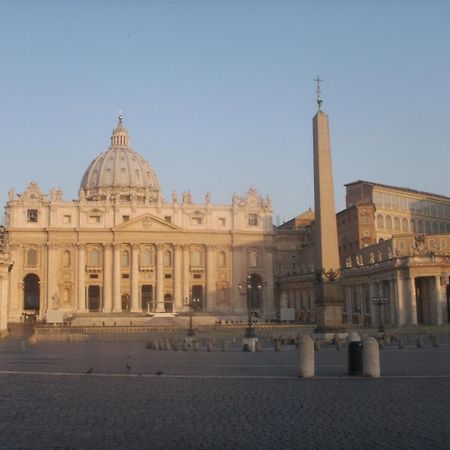 Ferrini Apartment Vatican Museums Рим Экстерьер фото